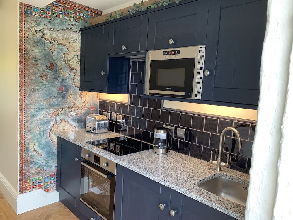 Bradleigh Lodge Deluxe Suite, Ensuite, Garden View (High Five ) 12