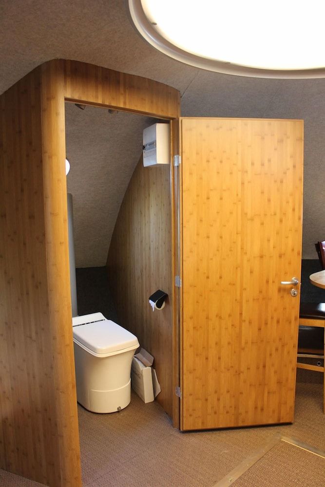 Tree Hotel The UFO 5