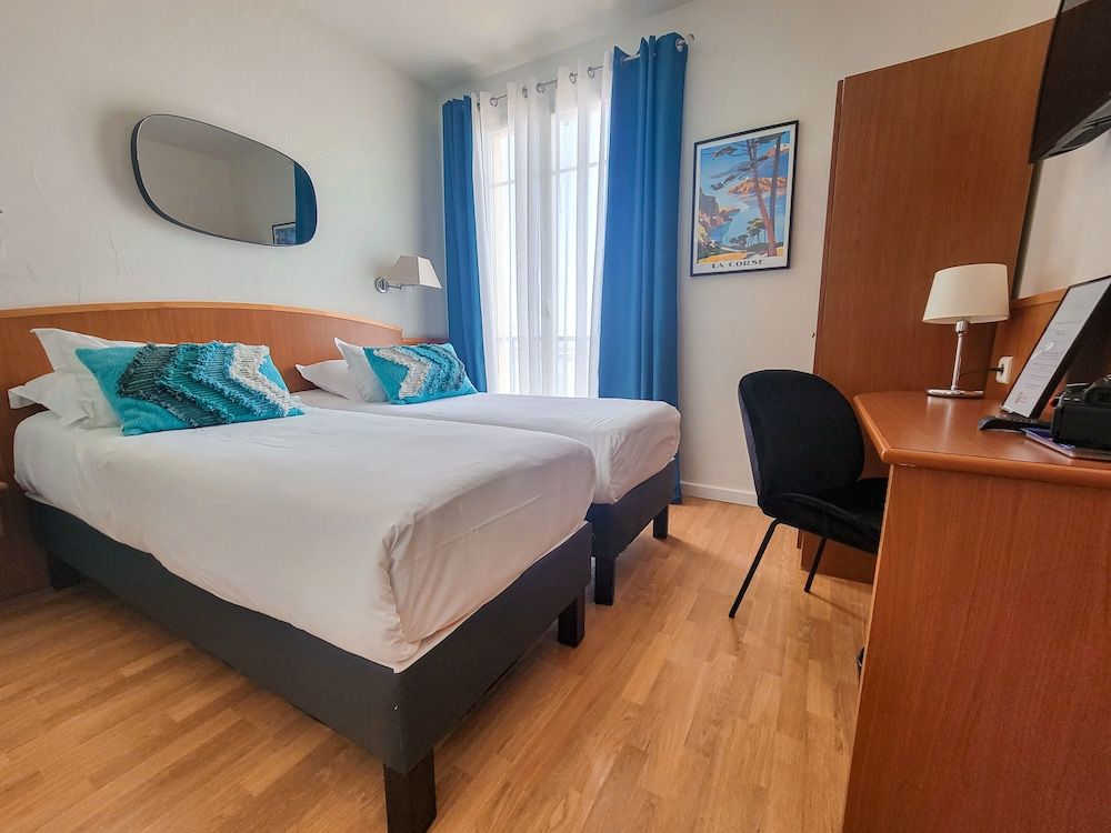 Hôtel Posta Vecchia Comfort Twin Room, Sea View 5