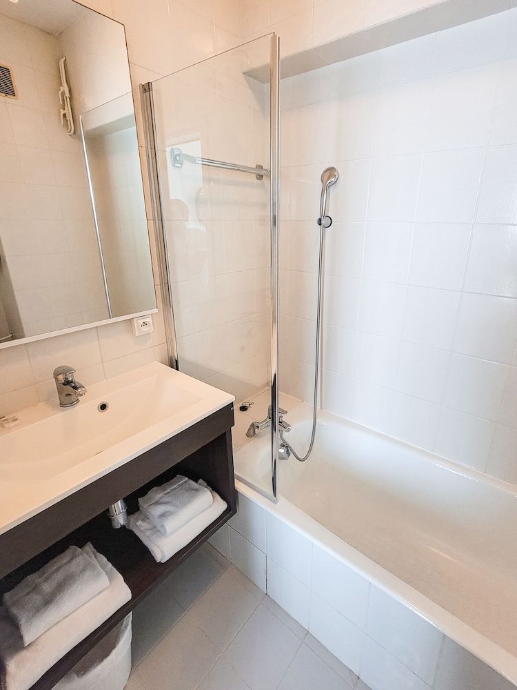 Hôtel Posta Vecchia Comfort Twin Room, Sea View 13