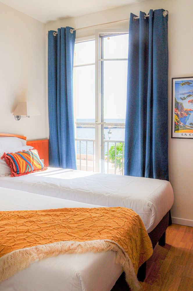 Hôtel Posta Vecchia Comfort Twin Room, Sea View 10