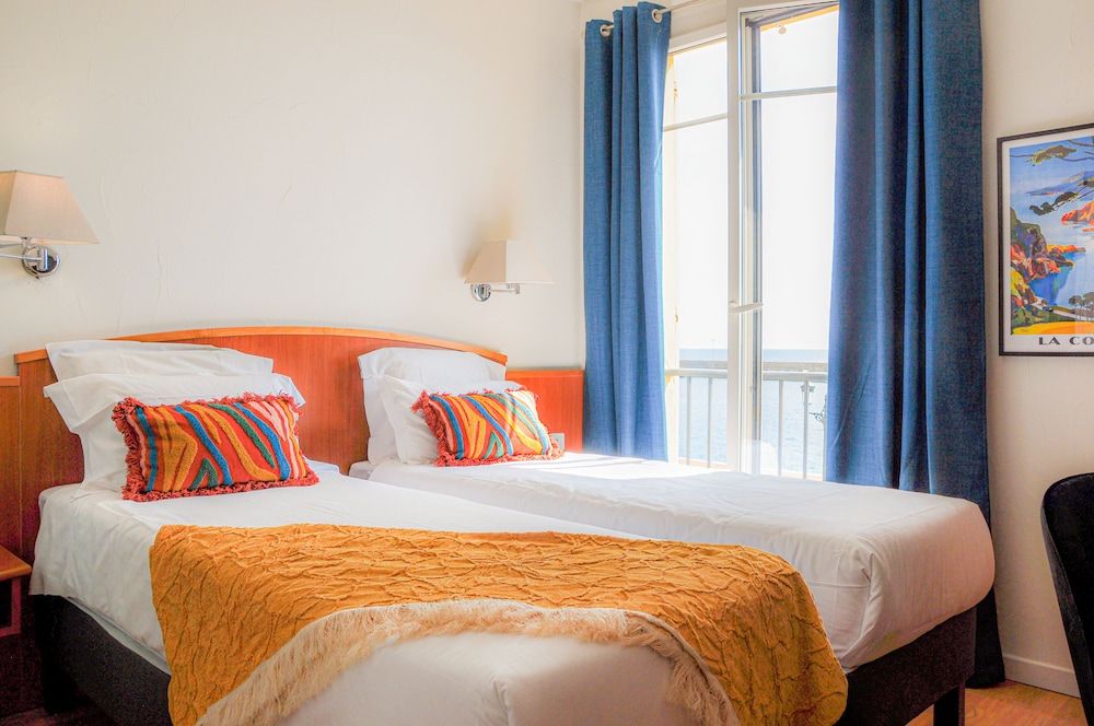 Hôtel Posta Vecchia Comfort Twin Room, Sea View 12