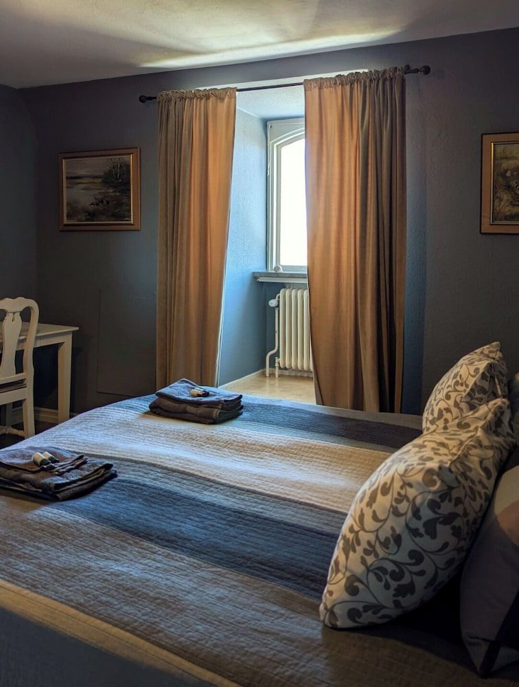 Brunsbo G:a Biskopsgård Hotell & Konferens Traditional Double Room, 1 Double Bed, Ensuite 5