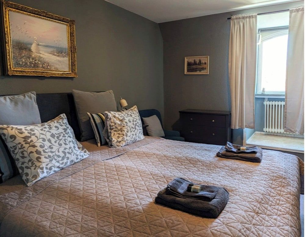 Brunsbo G:a Biskopsgård Hotell & Konferens Traditional Double Room, 1 Double Bed, Ensuite 2