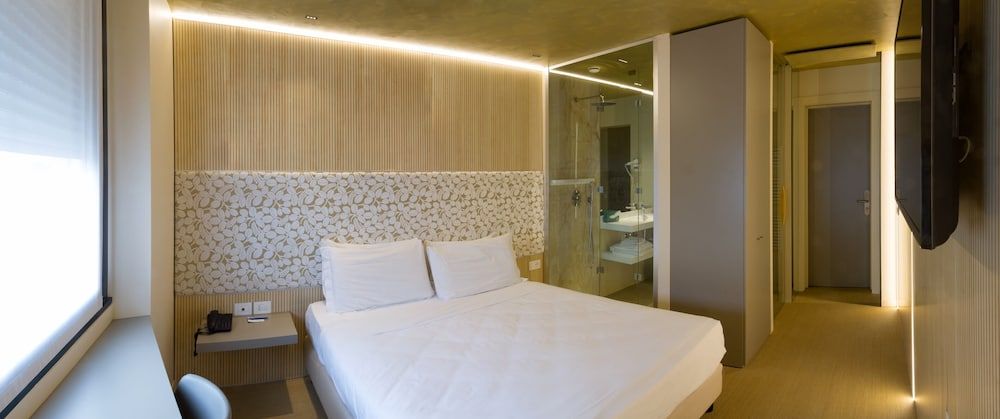 Business Double Room