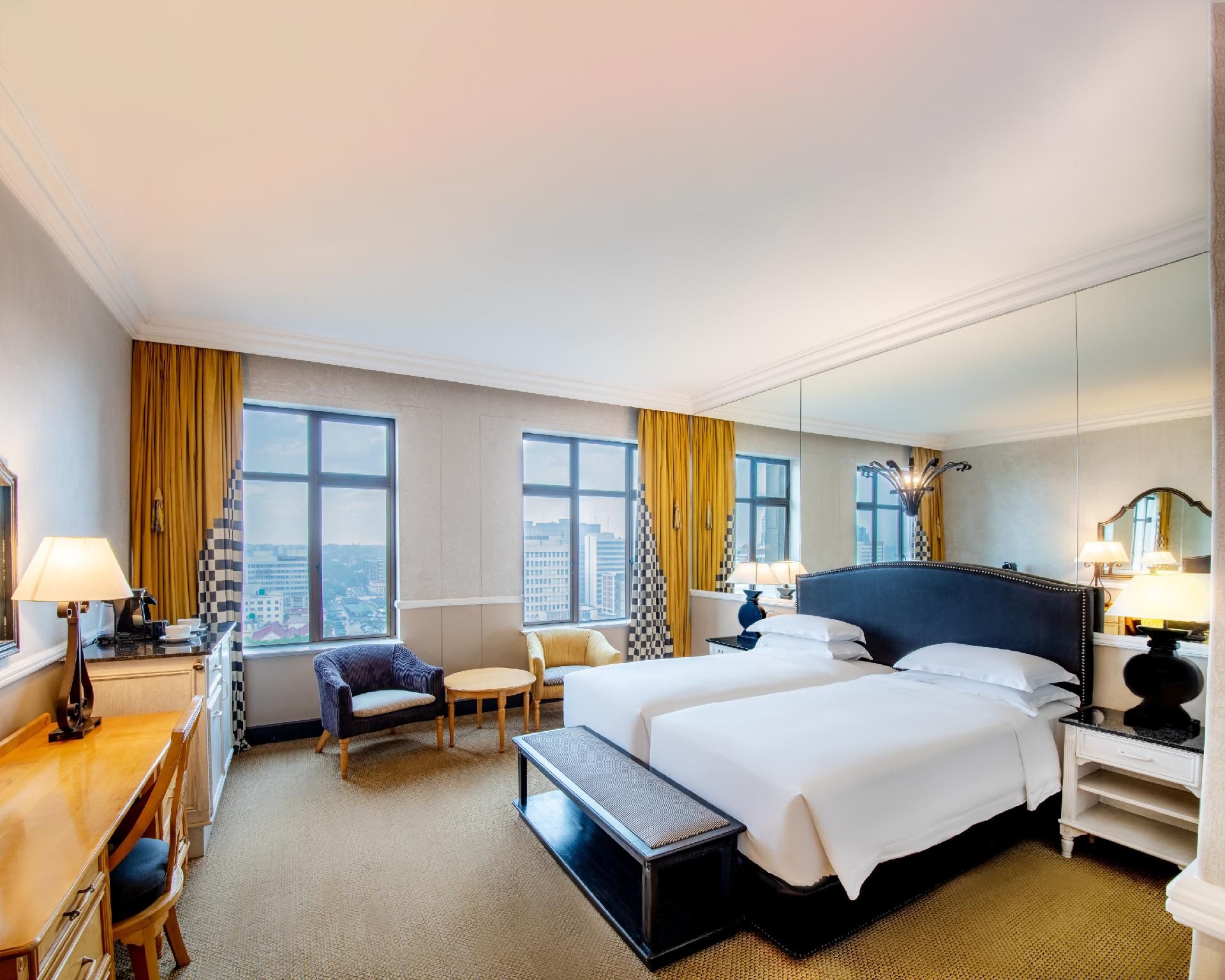 2 Twin Beds Park View with Club Access