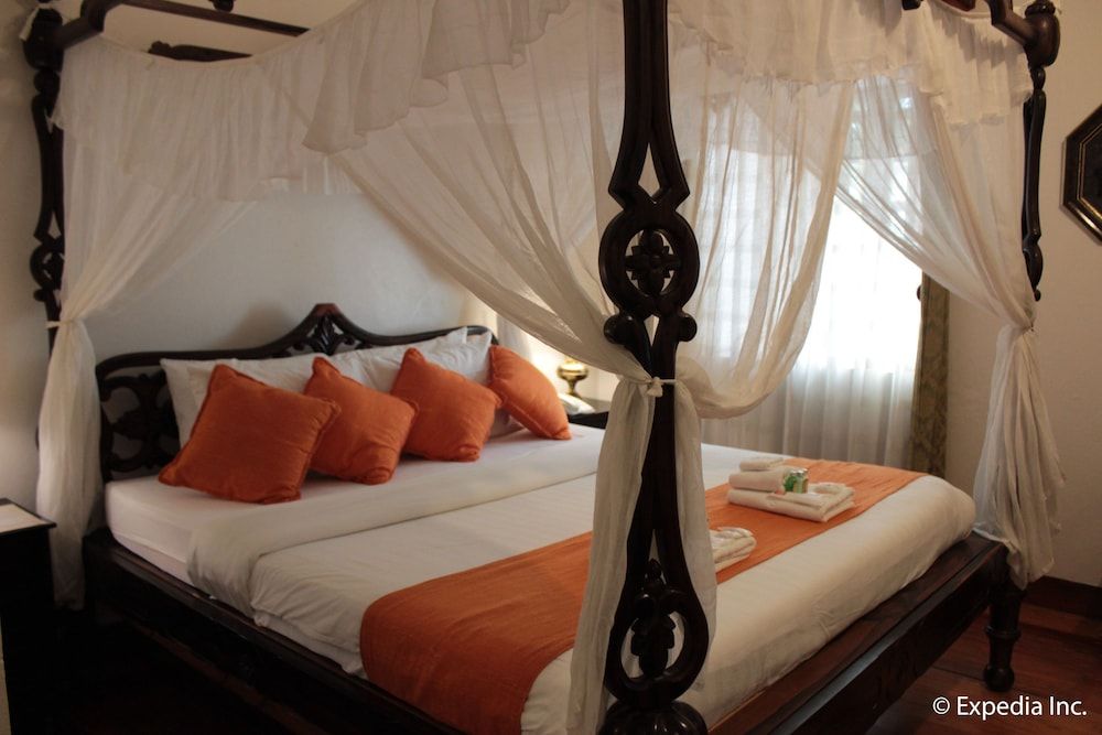 Hotel Felicidad Suite, 1 King Bed (Maestro) 2