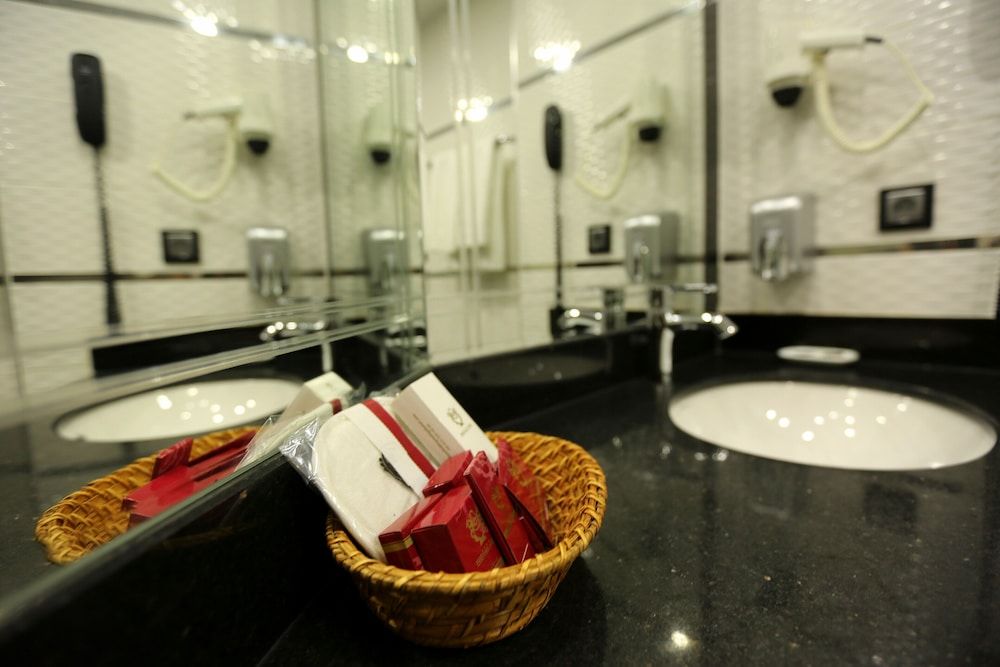 Prestige Hotel Standard Triple Room 3