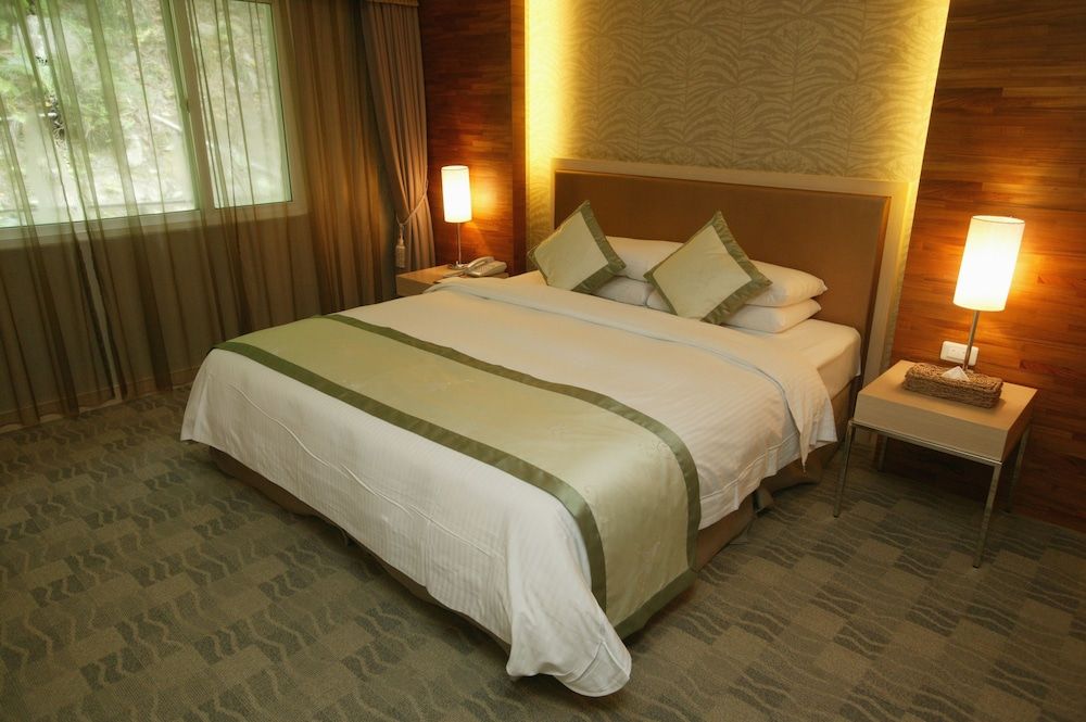 Hoya Hot Springs Resort & Spa Standard Double Room 2