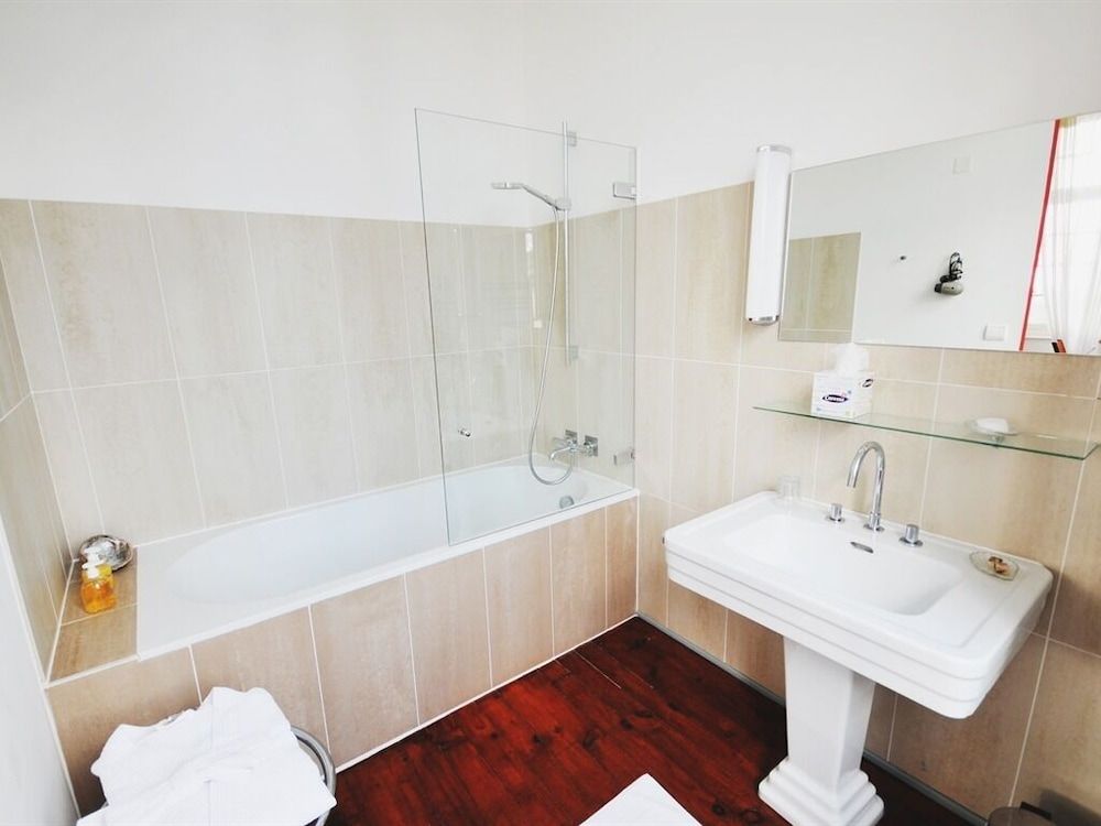 Deluxe Double Room, Private Bathroom