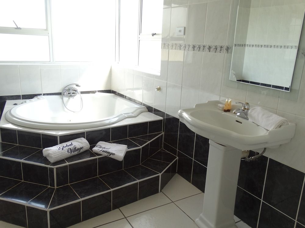 Global Village Guesthouse Global Home: Luxury Suite 2