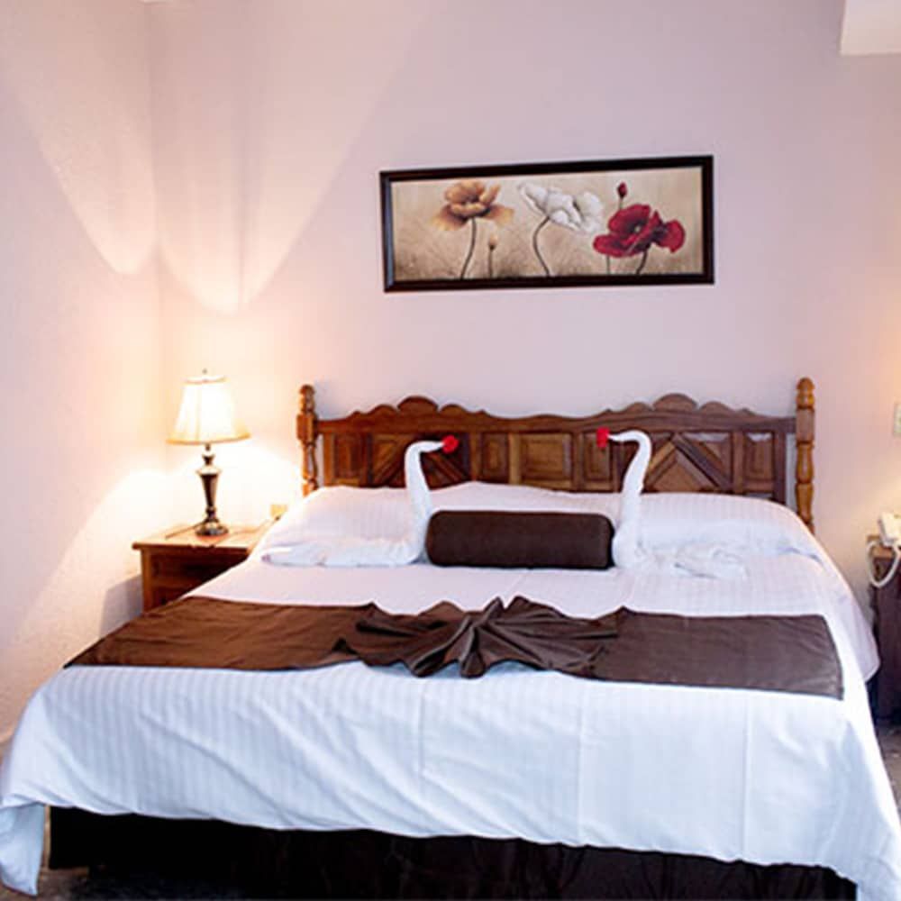 Hotel San Jorge Superior Room 3