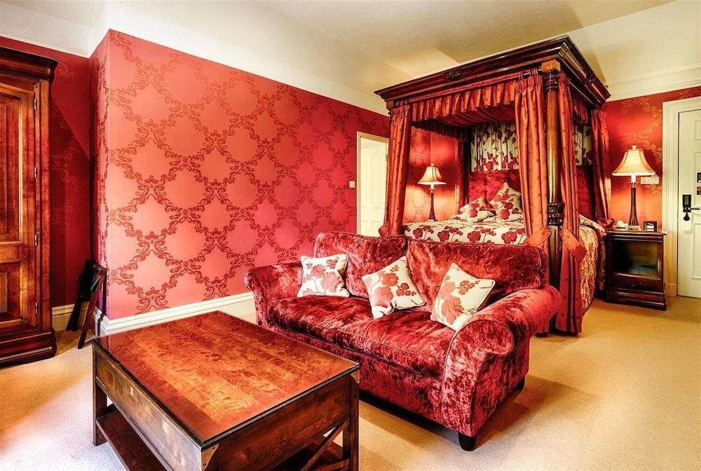 The Mansion House Hotel Superior Double Room, Ensuite (Four Poster) 4