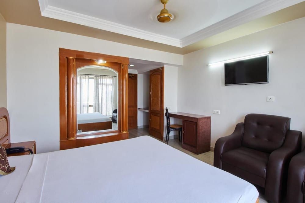 Hotel Sun World Non AC Double bed 3
