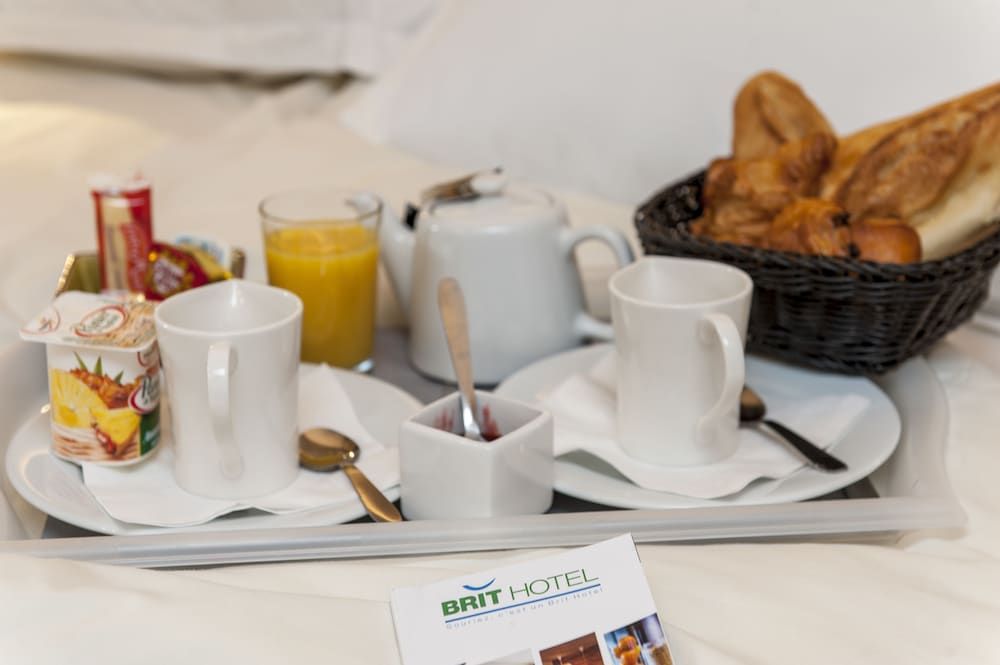 Brit Hotel Avignon Sud Comfort Twin Room 2