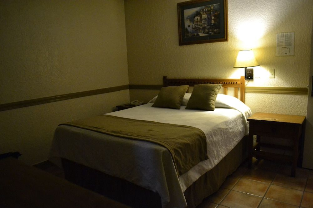 Hotel Santa Fe Standard Room 3