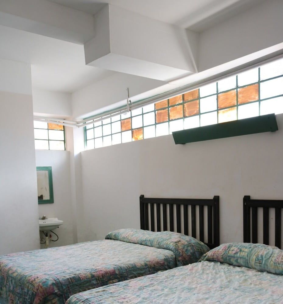 Hotel Correo Single Room 2