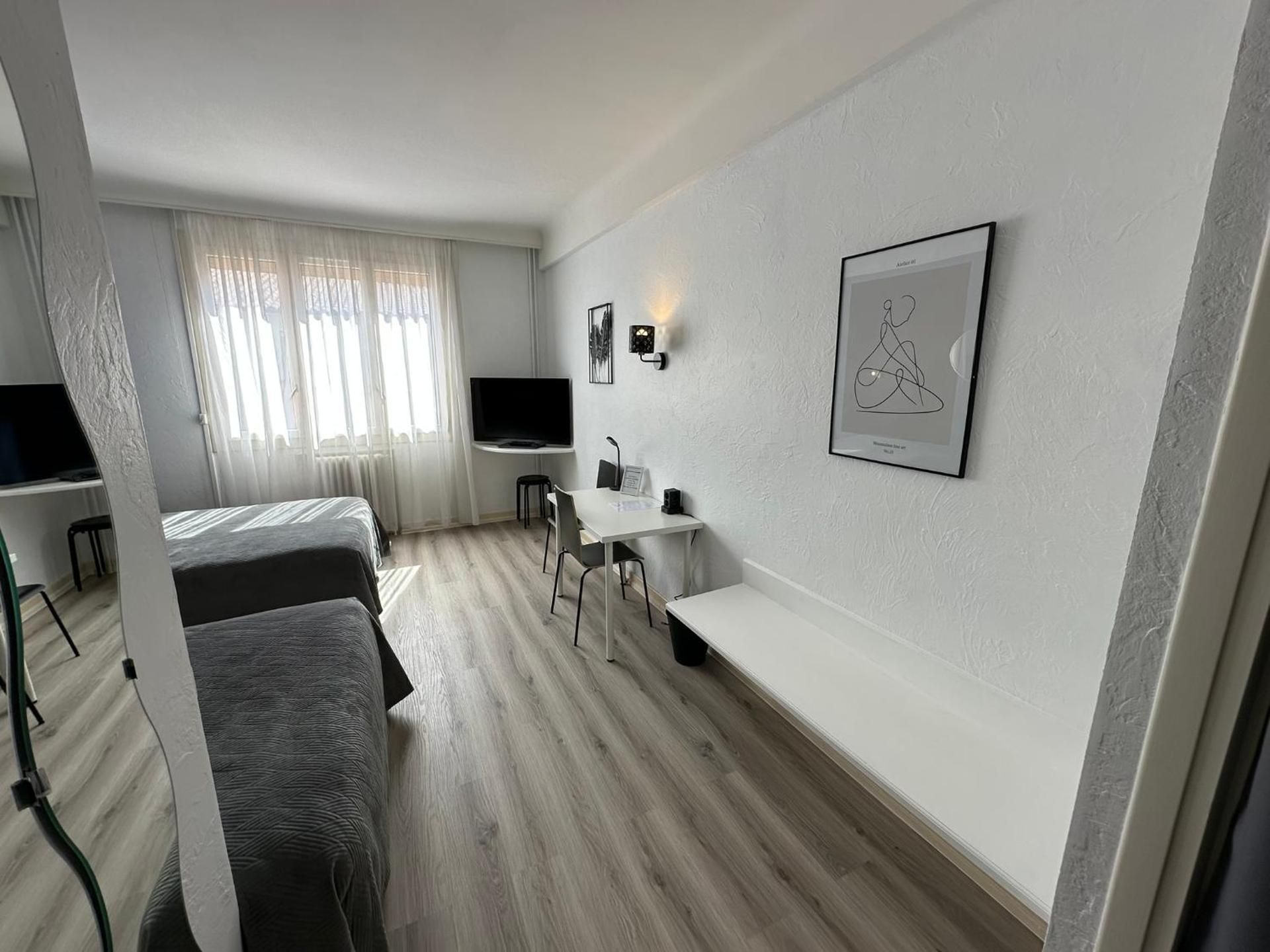 Family Room (4 Adults)