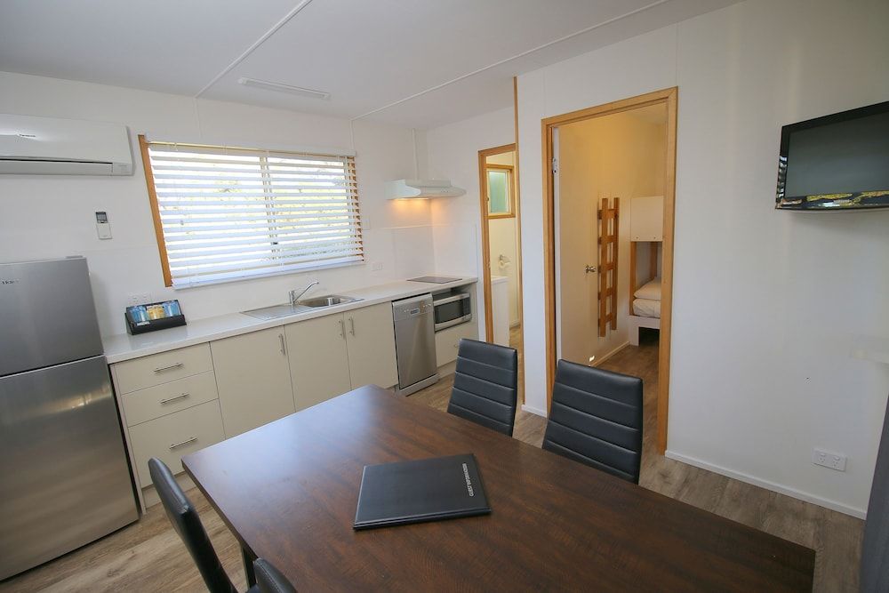 Beauty Point Tourist Park Family Cabin (5 Berth) 5