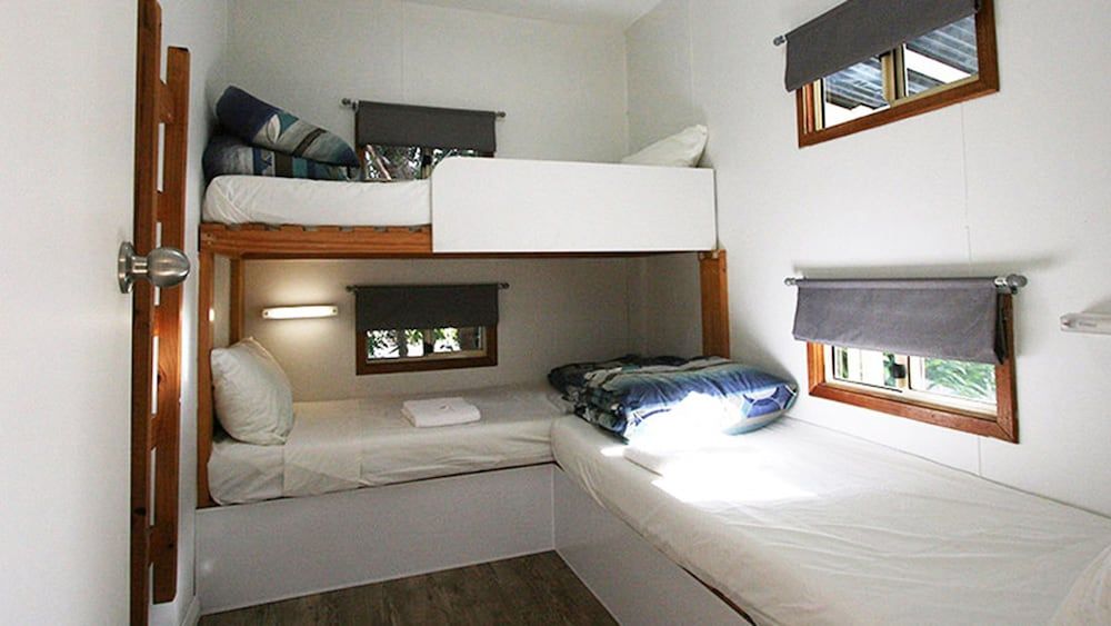Beauty Point Tourist Park Family Cabin (5 Berth) 3