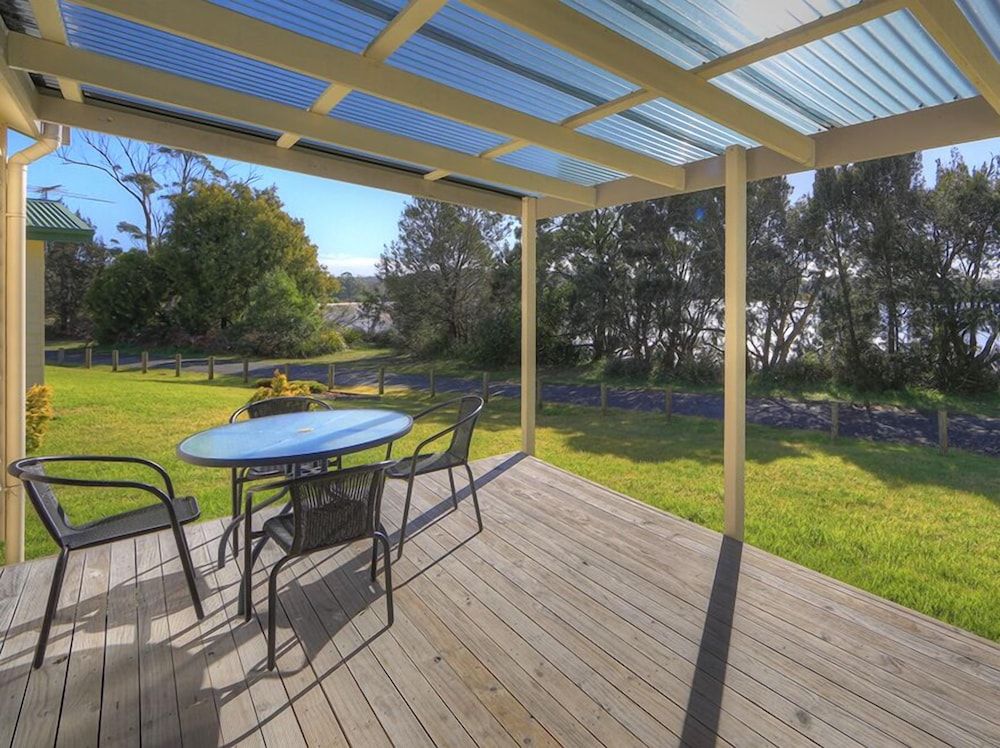 Beauty Point Tourist Park Waterfront Cabin 5 Share 10
