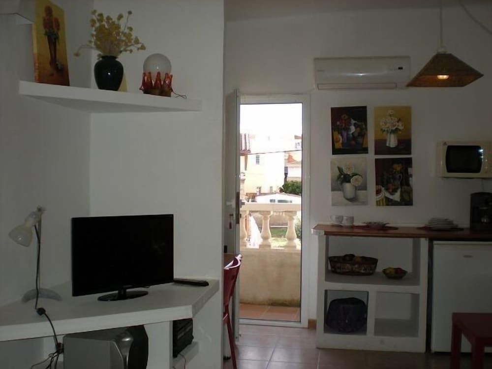 Hotel MR Triple Room 2