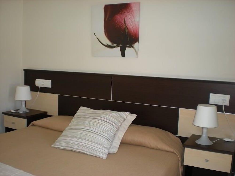 Hotel MR Standard Room 4