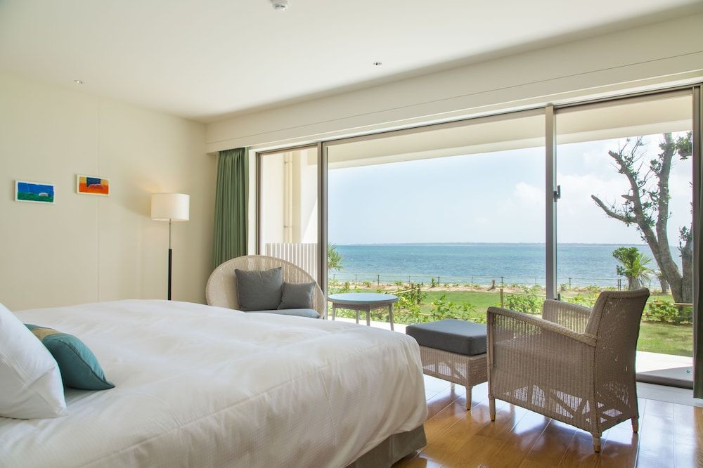 Beach Hotel Sunshine Ishigakijima New Wing “OCEAN GARDEN” Viewbath Comfort 14