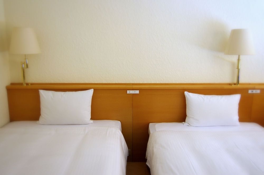 Beach Hotel Sunshine Ishigakijima Main Wing “SUNSHINE GARDEN” Standard Room Green View 3