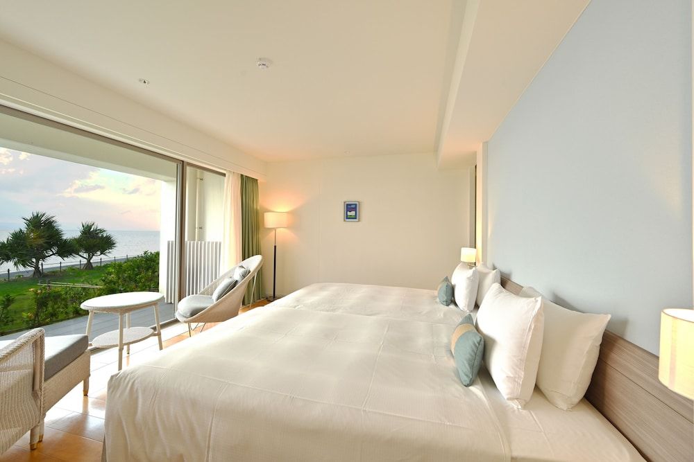 Beach Hotel Sunshine Ishigakijima New Wing “OCEAN GARDEN” Viewbath Comfort 11