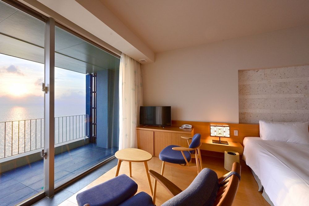 Beach Hotel Sunshine Ishigakijima New Wing “OCEAN GARDEN” KAZE 11
