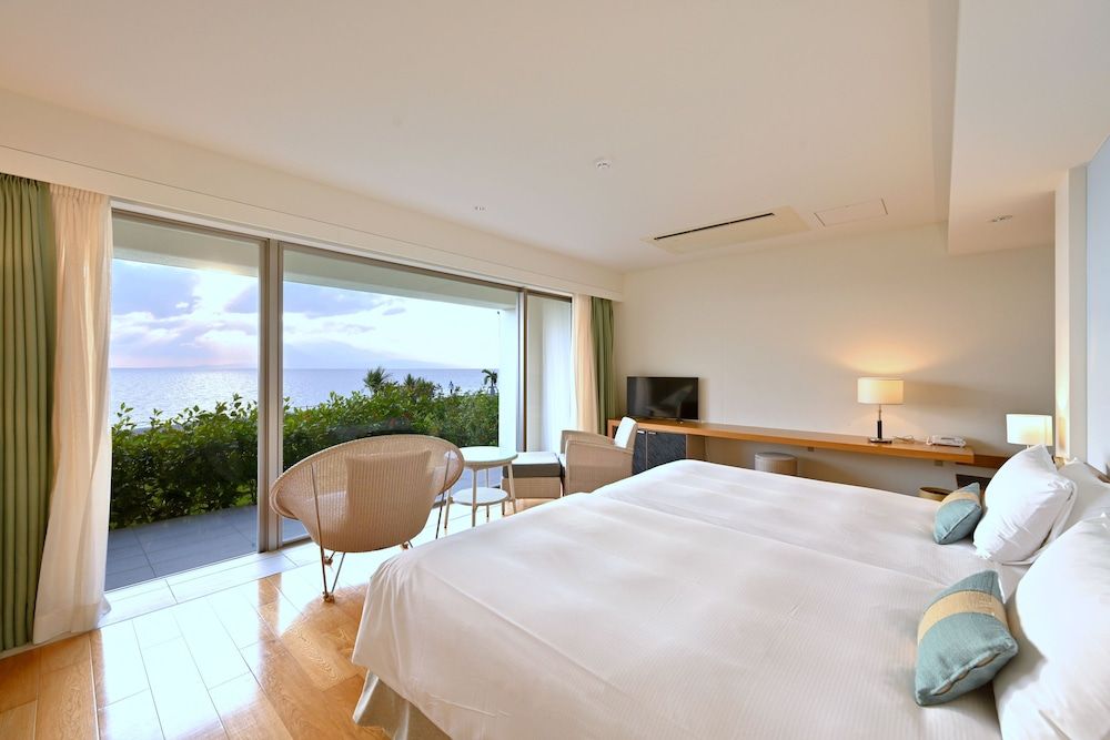 Beach Hotel Sunshine Ishigakijima New Wing “OCEAN GARDEN” Viewbath Comfort 9