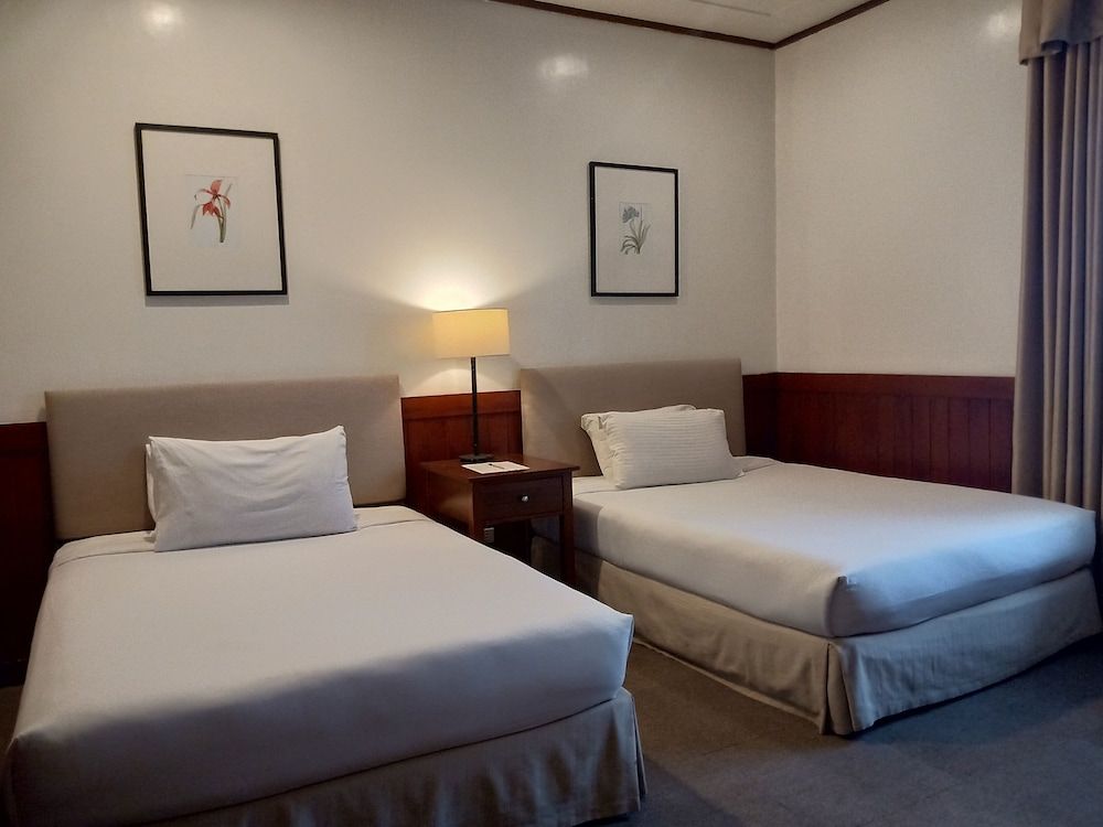 Casa Vallejo Hotel Baguio Family Air conditioning Room 10