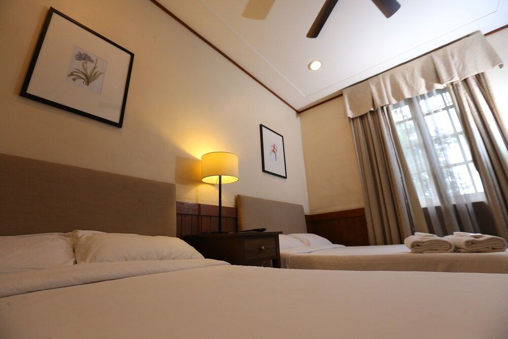 Casa Vallejo Hotel Baguio Family Air conditioning Room 4