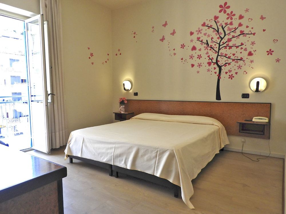 Basic Double or Twin Room