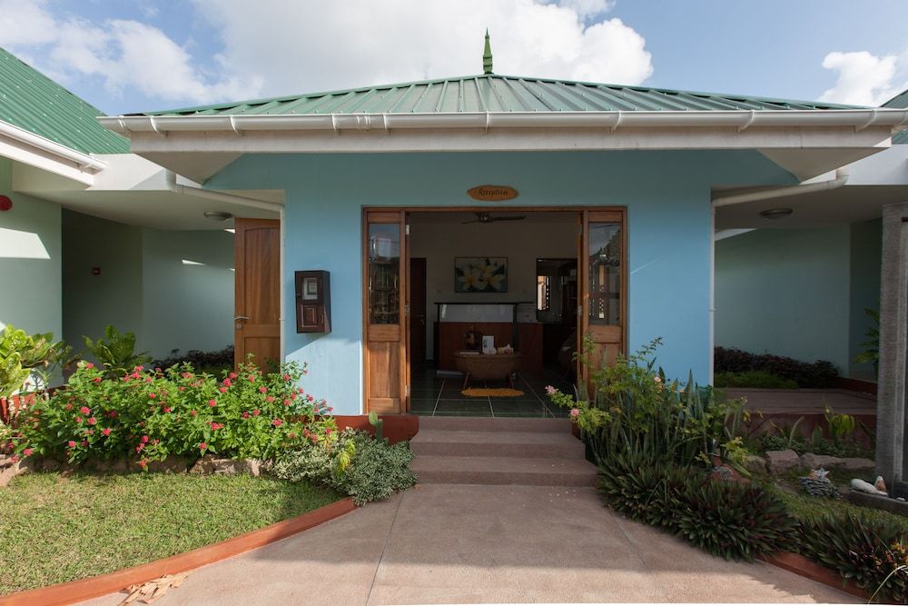 undefined Le Relax Self-Catering 4