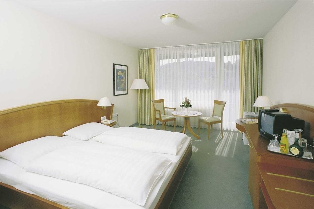 undefined Hotel Altenburgblick 10