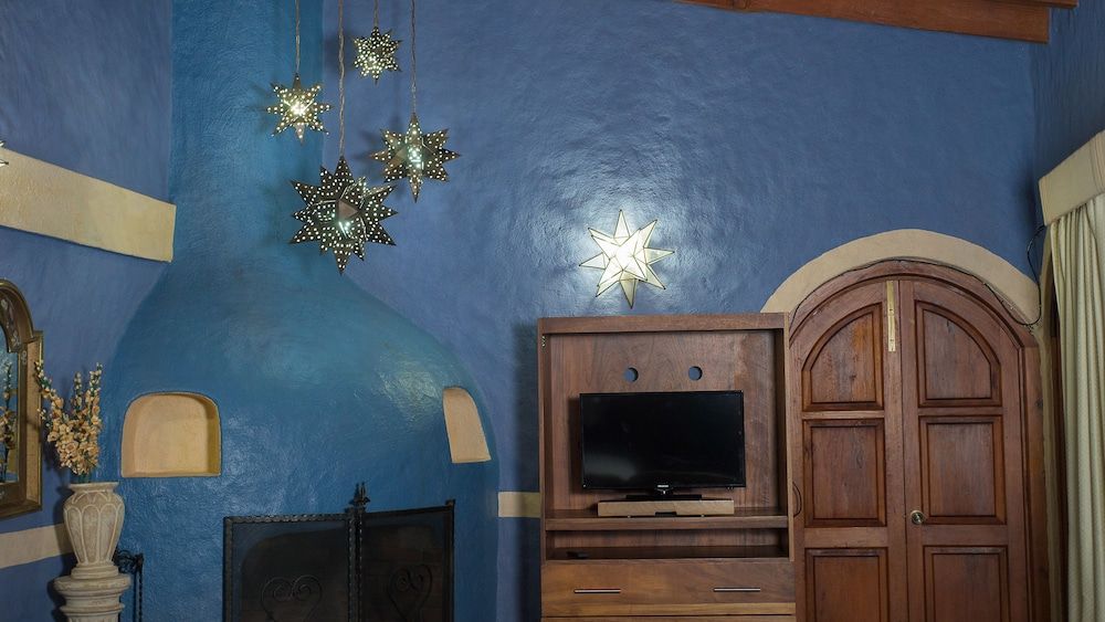 Hotel El Rebozo Standard Double Room, 1 King Bed, Garden View 6