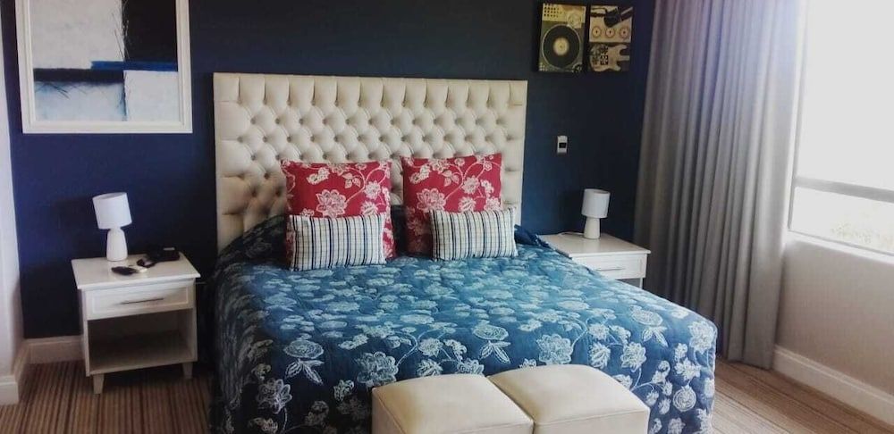 Executive Studio Suite