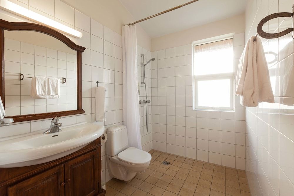 Hotel Eldhestar Standard Double Room with Hot Tub Access 6