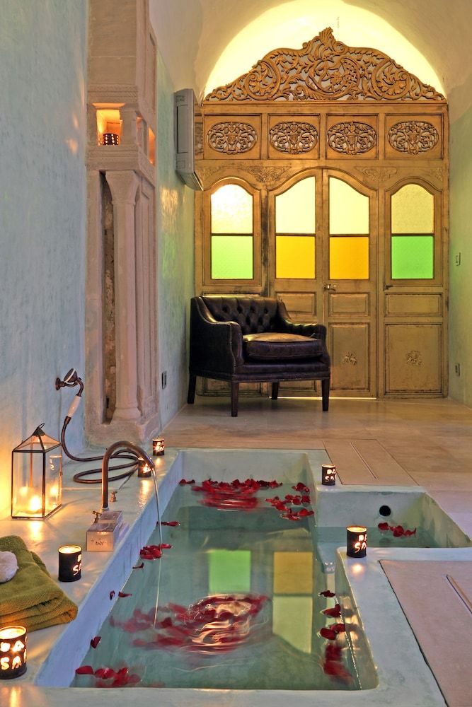 Dar Sabri Traditional Suite (Gold) 2