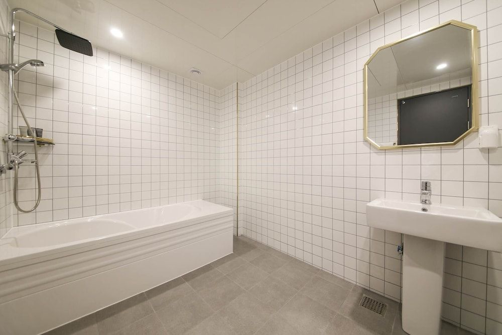 Benikea Cheonan Tourist hotel Premier Room 14