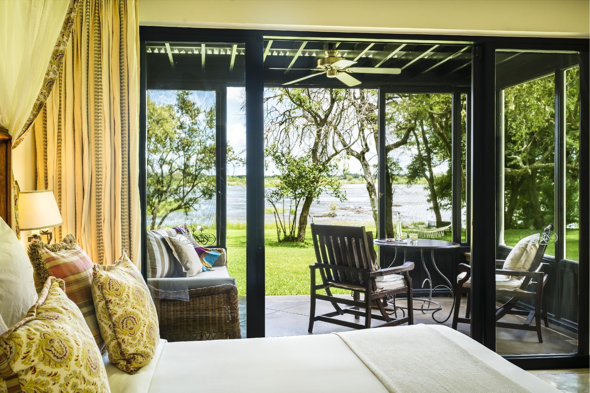Executive Garden Room