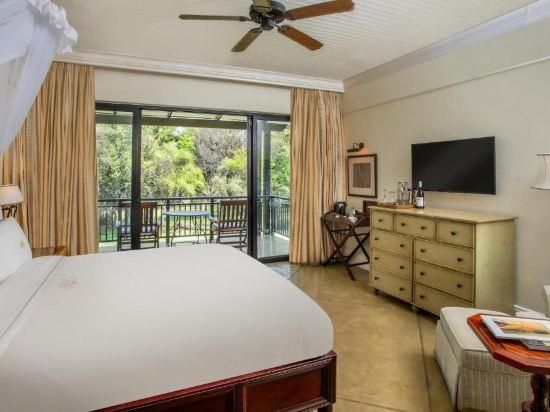 Premier Garden Balcony Room