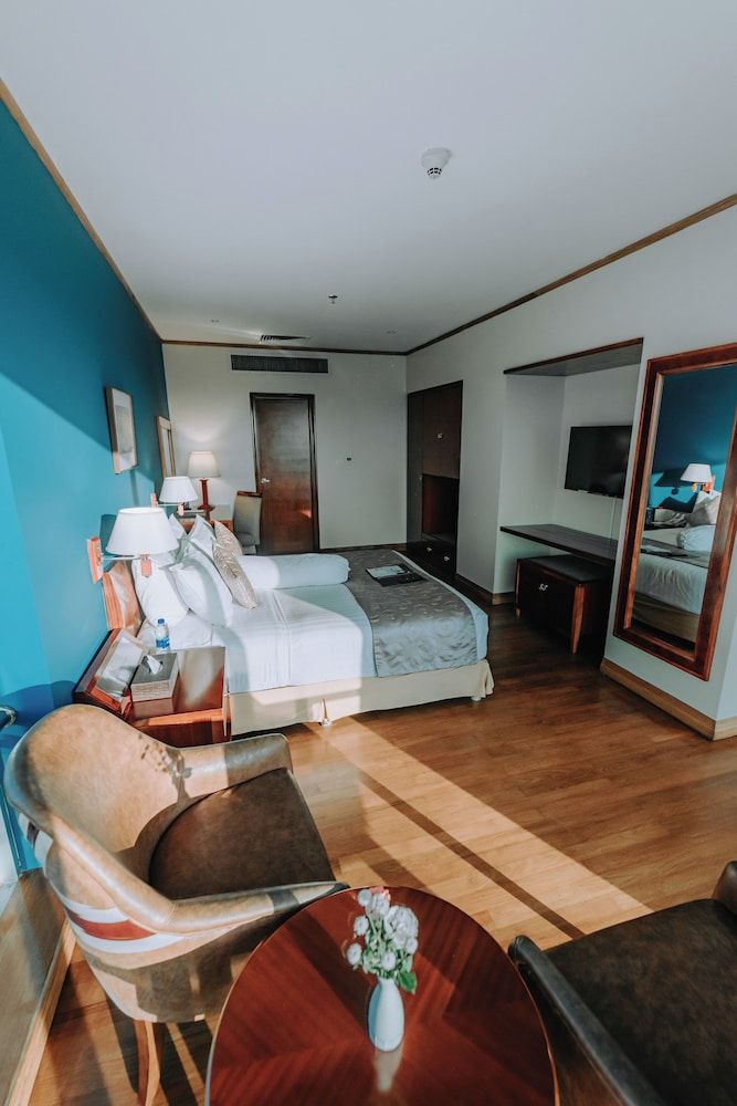 The Peninsula Chittagong