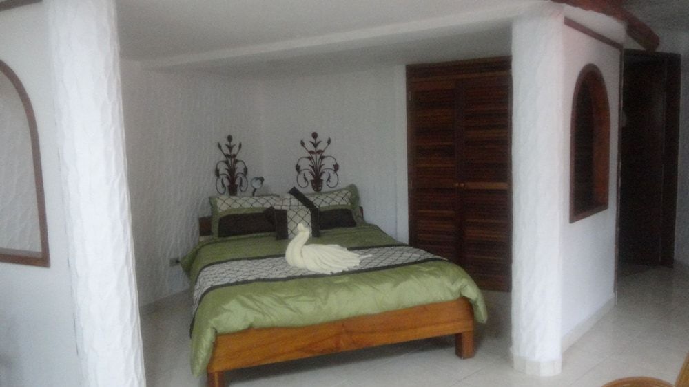 Jr. Suite con Balcón, 2 pax, Vista a la piscina