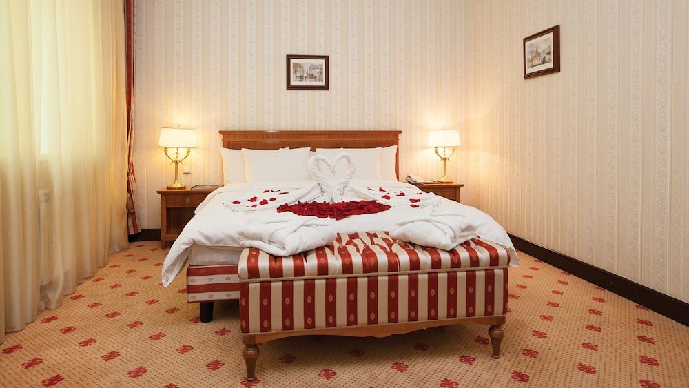 undefined Grand Hotel Tien Shan 10