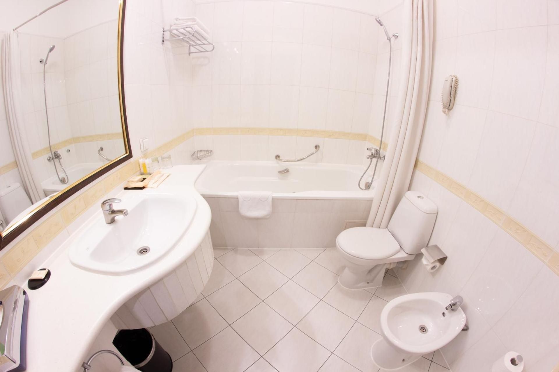 Grand Hotel Tien Shan Superior Double Room 7