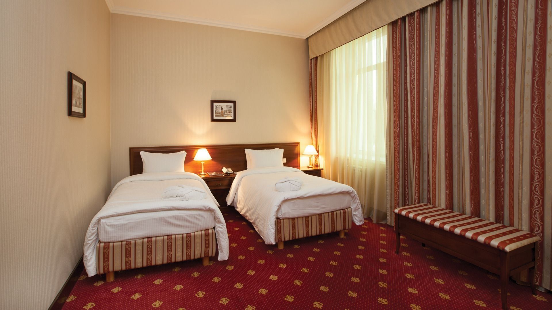 Grand Hotel Tien Shan SUPERIOR, TWIN BEDS 2