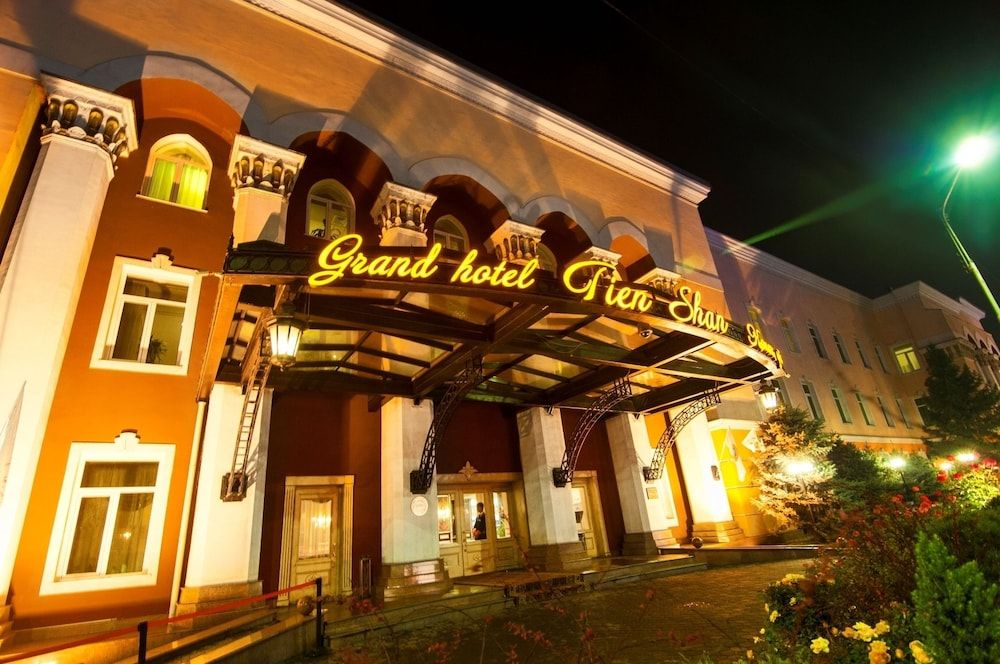 undefined Grand Hotel Tien Shan 2